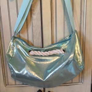 “MERMAID TAILS” DUFFEL BAG 🌊